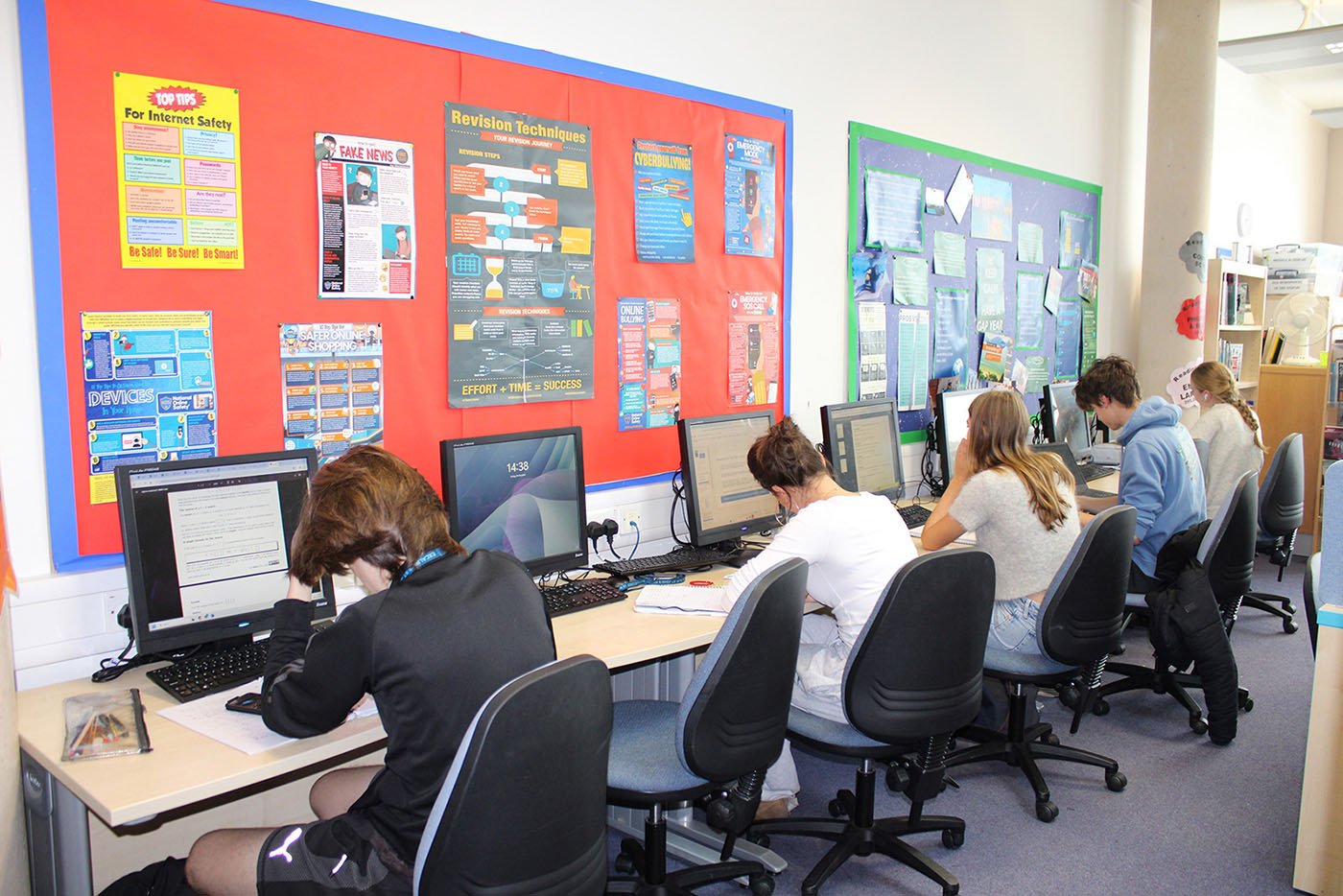 Sixth Form Library Computers